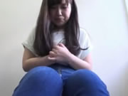 日本少女喺底褲內放尿