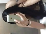 調皮嘅可愛女友手機自拍性愛