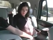女仔喺車上口交