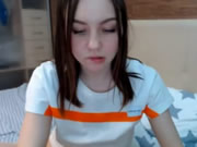 歐美英國女仔直播中自慰 3