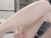 淫女發姣唔着內衣自慰棒G點潮吹高潮