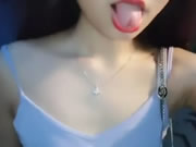 淫女深夜露出對波