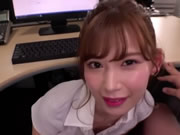 淫語與內褲外露持續畀女上司誘惑 明里紬 4